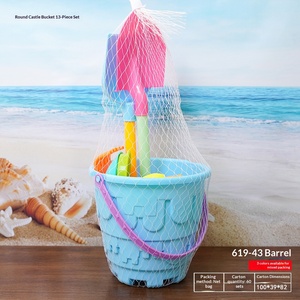 Set di Giocattoli da Spiaggia in Plastica <span class=keywords><strong>per</strong></span> Bambini da 0 a 24 Mesi, Unisex, <span class=keywords><strong>per</strong></span> <span class=keywords><strong>Giocare</strong></span> con Acqua e <span class=keywords><strong>Sabbia</strong></span>, Grande Pala, Secchiello, Attrezzi <span class=keywords><strong>per</strong></span> Scavare - Product Image 2