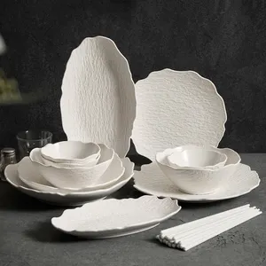 Luxury Unique Design Hotel Restaurant Irregular Dinner Tableware Black White Dinnerware Porcelain Bowl And Plate Set