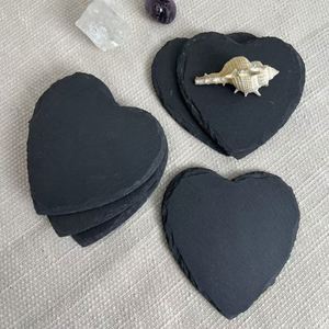 Posavasos de Roca Natural con Diseño de Corazón, Posavasos Negros para Tazas - Product Image 4