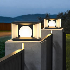 Luces Solares De Poste De 300 Lúmenes, Lámpara Solar De Aluminio Con Base De Montaje En Muelle, Luces Solares De Poste Del Anochecer Al Amanecer, Impermeables, Para Montaje En Poste De