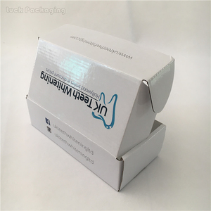 Logotipo personalizado impreso <span class=keywords><strong>desechable</strong></span> barato plana pequeña de embalaje cartón corrugado de envío cajas de <span class=keywords><strong>correo</strong></span> con logotipo personalizado - Product Image 1