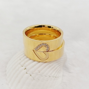 Anillos <span class=keywords><strong>de</strong></span> Compromiso y Matrimonio <span class=keywords><strong>de</strong></span> Alta Calidad con Forma <span class=keywords><strong>de</strong></span> Corazón, Juego <span class=keywords><strong>de</strong></span> 2 Piezas, Anillos <span class=keywords><strong>de</strong></span> <span class=keywords><strong>Promesa</strong></span> para Parejas, Joyería Chapada en Oro <span class=keywords><strong>de</strong></span> 18k al por Mayor - Product Image 3