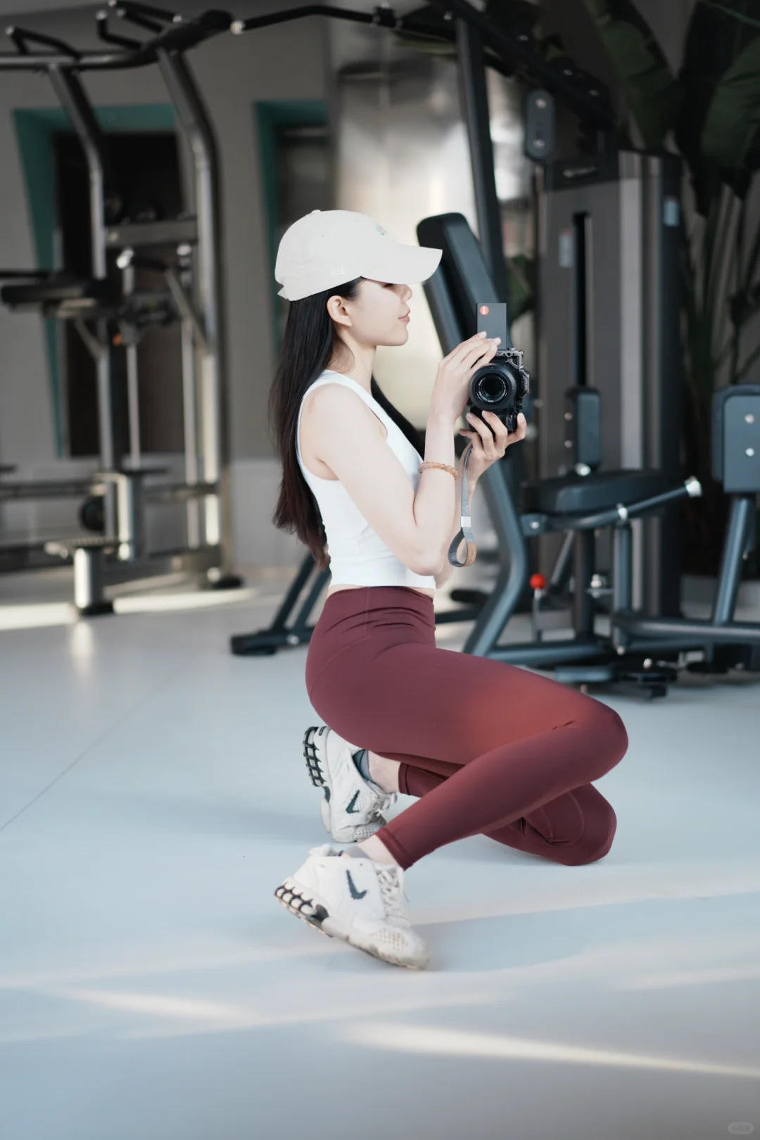 ไม่มีเส้นที่ดูไม่เป็นระเบียบ สีแดงเข้ม