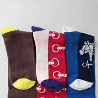 Chaussettes équestres colorées d'équitation à hauteur du genou classique à la mode