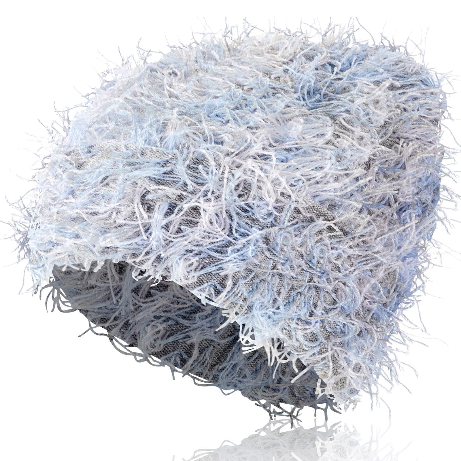 Fond gris, barbe bleue et blanche.