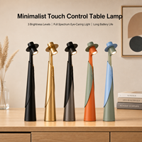 Lampe de bureau LED à chargement tactile, intensité réglable sur trois niveaux, tête orientable, chargement Type-C pour décoration moderne de la maison - Lampe de chevet/de table