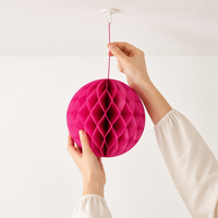 Lot de trois boules en papier nid d'abeille pour décoration de plafond de mariage, série géométrique, ornement suspendu indispensable