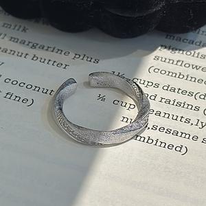 Bague en argent pur S925, motif torsadé brossé, design vintage de niche avec incrustation de zircon, simple et élégante, bague à ouverture - Product Image 5