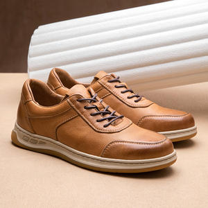 รองเท้าหนังผู้ชายทำมือ สไตล์ลำลองธุรกิจ แบบอังกฤษ ระบายอากาศได้ดี หนังวัวแท้ รองเท้าเดินเล่นกลางแจ้ง เพิ่มความสูง สำหรับฤดูใบไม้ร่วง - Product Image 4