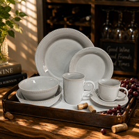 Service de table de luxe en porcelaine fine, sans plomb, avec glaçure et motif de points de perles en relief