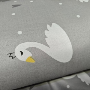 Tela de Poliéster 100% con Diseño Tailandés, Ignífuga, con Estampado de Memoria, para Sarong, Lungi, Ropa de Cama y Uso en Automóviles, Venta al Por Mayor - Product Image 1