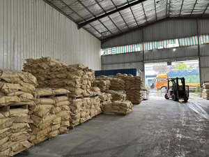 Poudre de résine aminé-mélamine de couleur blanche, matière première pour la fabrication d'articles de table de haute qualité, peut être utilisée pour faire des bols, des tasses, des plateaux, des assiettes - Product Image 6
