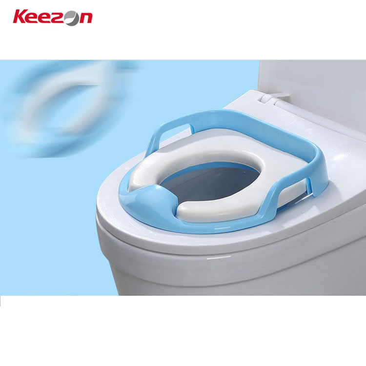 Детское дорожное сиденье для унитаза с подлокотником