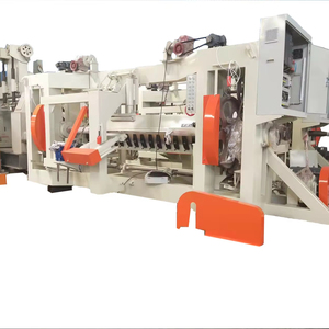 0.1-0.3 Machine d'épluchage de placage de visage de bouleau Russie tour d'épluchage de placage de broche de bûche de <span class=keywords><strong>bois</strong></span> pour la ligne de Production de contreplaqué - Product Image 1