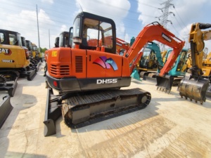Excavadora de Orugas Usada Doosan DH55 Mini de 5 Toneladas, Excavadora Hidráulica de Segunda Mano DH60 DX60 de Alta Calidad - Product Image 2