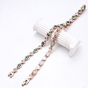 Collana da Donna Trendy con Catena a Maglie in Acciaio Inossidabile, Diamanti Taglio Brillante, Placcatura Artigianale in Oro/Argento/Oro Rosa Certificata - Product Image 4