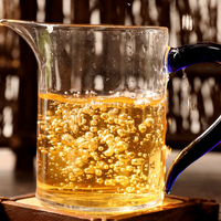Vente en gros de gâteaux de thé Pu-erh cru du Yunnan 357g, thé Pu-erh Sheng traditionnel compressé aromatisé