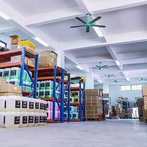 Champú de lavado de coches de alta <span class=keywords><strong>espuma</strong></span> a <span class=keywords><strong>precio</strong></span> de fábrica pH neutro para negocios de lavado de coches con detalles automáticos - Product Image 4