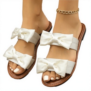 2026 Summer Fashionable Women's Outdoor Slides High Quality Sexy Strap Closure Hard-Wearing Wholesale for Vacation - Product Image 3