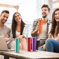 Gobelet isotherme en acier inoxydable à parois droites de 20 oz pour sublimation, design moderne et minimaliste, idéal pour les boissons transfrontalières