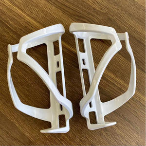 Portabotellas para bicicleta, material de PC en blanco y negro, accesorio duradero para ciclismo - Product Image 2