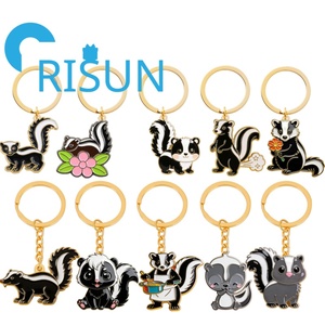 Porte-clés en métal émaillé personnalisé, motif hérisson mignon, style Kawaii, vente en gros - Product Image 1