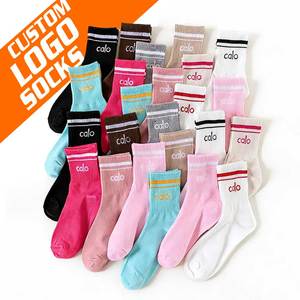 Meias de Pilates Personalizadas com Design Exclusivo, Meias Esportivas Femininas de Algodão Penteado Grosso, Antibacterianas e Respiráveis para Yoga com LOGO - Product Image 1