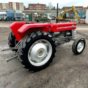 รถแทรกเตอร์ Massey Ferguson 135 สีแดง 47 แรงม้า ระบบเกียร์ขับเคลื่อน 2 ล้อ ขายดี มีจำหน่าย - Product Image 1