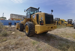 รถตักล้อยาง CAT 966H มือสอง ราคาถูก ของแท้จากญี่ปุ่น เครื่องจักรก่อสร้าง รถตักล้อยางแคตเตอร์พิลลาร์มือสอง รุ่น CAT 966H ของแท้จากญี่ปุ่น - Product Image 1