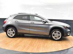 <span class=keywords><strong>Mercedes</strong></span>-Benz <span class=keywords><strong>GLA</strong></span> 250 4MATIC 4 portes SUV d'<span class=keywords><strong>occasion</strong></span> en excellent état – Meilleur <span class=keywords><strong>prix</strong></span> – Traction avant – Moteur turbo – Sièges en cuir – Climatisation adaptative – Essence – Boîte automatique – Caméra - Product Image 3