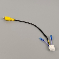 Kabel Adaptor Video Kamera Mundur Universal dengan Konektor 10-Pin untuk Head Unit Android Zhangxun