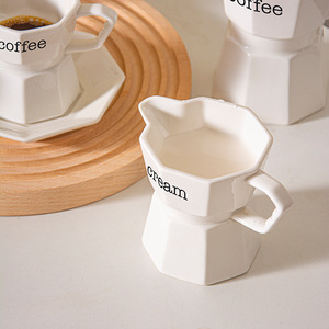 Set di Tazze da Caffè in Porcellana Stile Nordico, Tazze da Tè in Ceramica Bianca con Piattino per Ristoranti e Casa, Regalo di Lusso - Product Image 3