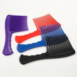 Kesit antistatik büyük geniş diş Detangling plastik tarak geniş diş akıllı örgü vurgulama tarak