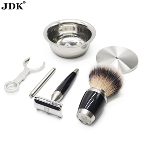 JDK Kit de rasage humide complet avec 4 articles, un <span class=keywords><strong>rasoir</strong></span> de sécurité, un <span class=keywords><strong>blaireau</strong></span> en cheveux synthétiques, un bol en métal, une boîte cadeau d'ensembles de rasage - Product Image 6