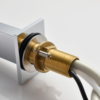 Robinet à double fonction avec capteur automatique Distributeur de savon Chrome Smart Soap Faucet Prix d'usine