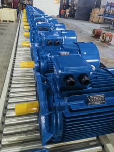 Motor Asíncrono Industrial Trifásico de Inducción de Hierro Fundido de Alta Eficiencia, 11KW, 15HP, 2 Polos, IP55, 100% - Product Image 2