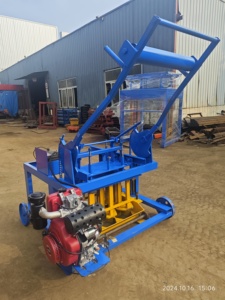 Machine à fabriquer des blocs creux en béton QMR4-45, alimentée par un moteur diesel, sans <span class=keywords><strong>électricité</strong></span> - Product Image 5