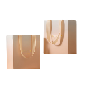 Sac en papier de spécialité de logo imprimé personnalisé de luxe Cadeau d'achat personnalisé pour vêtements et chaussures avec propre logo - Product Image 4