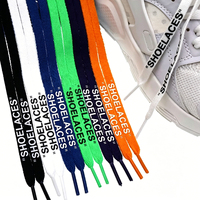 Lacets plats multicolores en polyester avec impression sérigraphique de texte et logo pour remplacement de lacets de baskets - Vente en gros