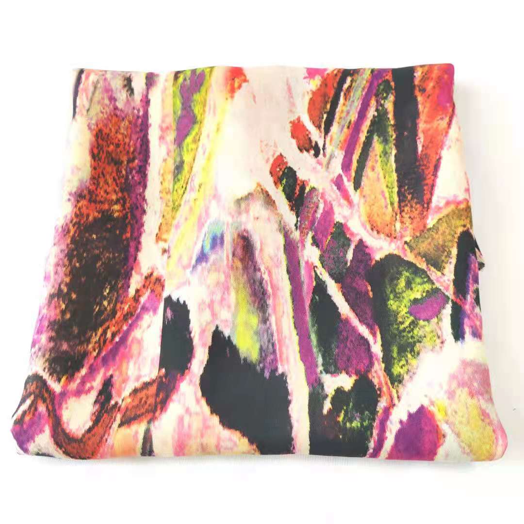 В наличии 100% шелк тутового шелкопряда цифровая печать жоржет с элегантным чернильным дизайном