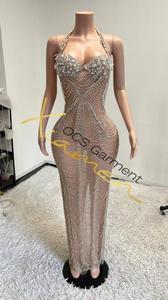 Vestido de noche sin mangas y sin espalda Nit Club Rnestone Cain con cuello halter y cristales brillantes para fiesta de graduación - Product Image 2