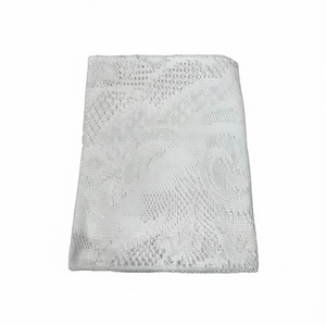 Nappe rectangulaire économique Carla Depot 250 cm x 150 cm à motif floral en polyester tissé pour usage domestique - Product Image 1