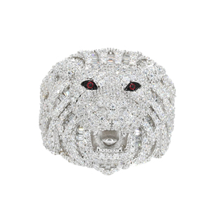 Bague de joaillerie fine en argent 925, entièrement sertie de moissanite VVS taille baguette, motif lion, style hip-hop, pour hommes et femmes, vente en gros à prix bas - Product Image 1