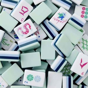Jeu de Mahjong américain en acrylique cristallin de 30 mm, 166 pièces, matériau acrylique hautement transparent et résistant à l'usure, pour jeu manuel fluide - Product Image 2