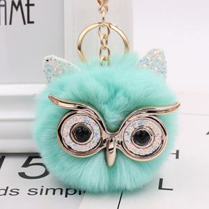 Porte-clés Pompon Hibou en Fausse Fourrure Verte, Pendentif pour Sac à Main et Sac à Dos - Product Image 2