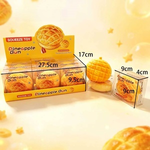 Juguete antiestrés de bola simulada de pan de piña hecho a mano, juguete sensorial para apretar, ideal para venta al por mayor - Product Image 4