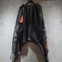 Ensemble 2 pièces streetwear noir délavé avec pantalon harem et patch étoile rouge gothique personnalisé, col rond et ourlet irrégulier