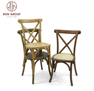 Sedia impilabile in legno di <span class=keywords><strong>olmo</strong></span> e betulla con schienale a croce e seduta in rattan intrecciato anticato per hotel, matrimoni e eventi di lusso - Product Image 6