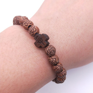 Cross Border Ecommerce Imitation Wood Rose Bead <b>Bracelet</b> Coffee Black Yellow 5.5g Jewelry Gift Fashion <b>Beaded</b> <b>Bracelets</b> - Product Image 4