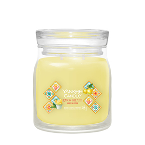 Vela Yankee Candle - Frasco Mediano con 2 Mechas, Aroma a Gelato de Limón - Product Image 1
